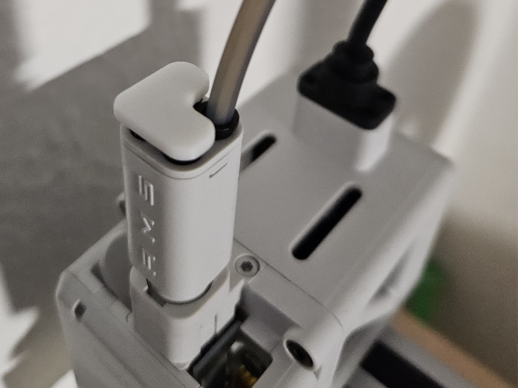 A1 mini Caps for Filament Hub dustcover