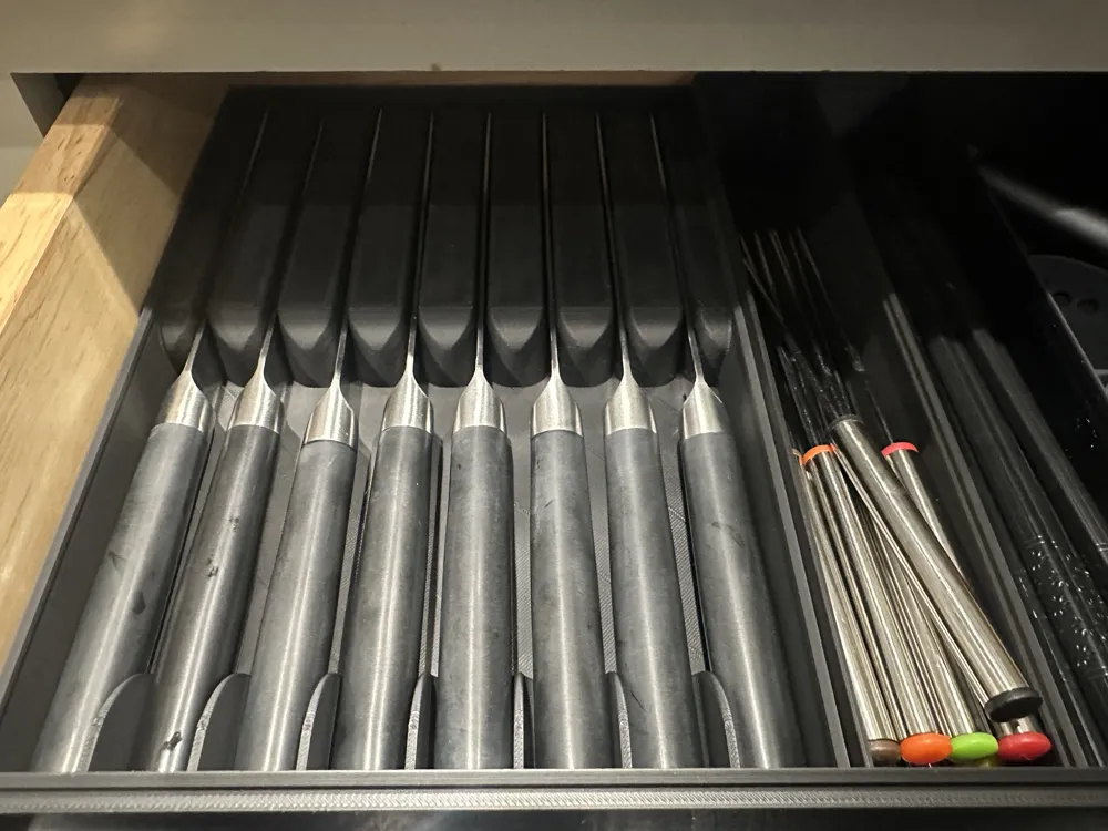 Gridfinity 4x6 Kitchen Drawer (8) Knife Block Remixed by smoothstone5 ...