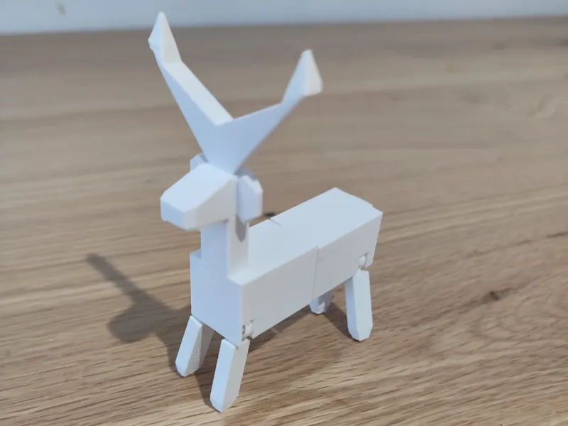 Reno articulado low poly