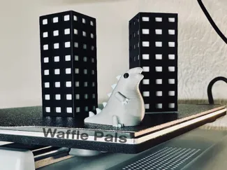 Tiny Terror - Mini Godzilla Pal