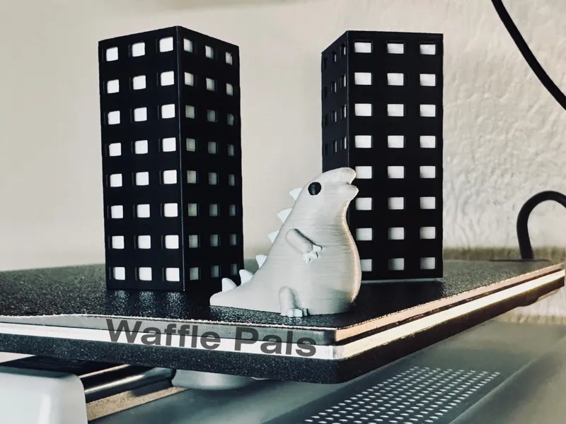Tiny Terror - Mini Godzilla Pal