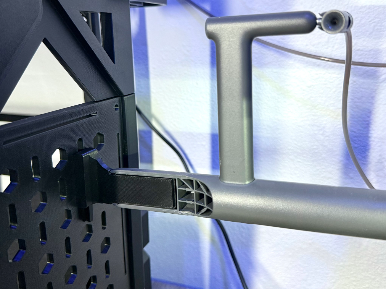 P2S/X2 External Spool Holder for Skadis/Hex Board