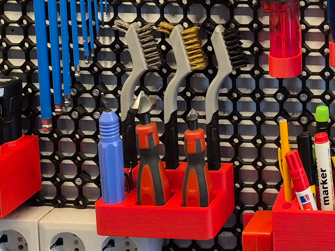 Deburring Tool & Wire Brush Holder