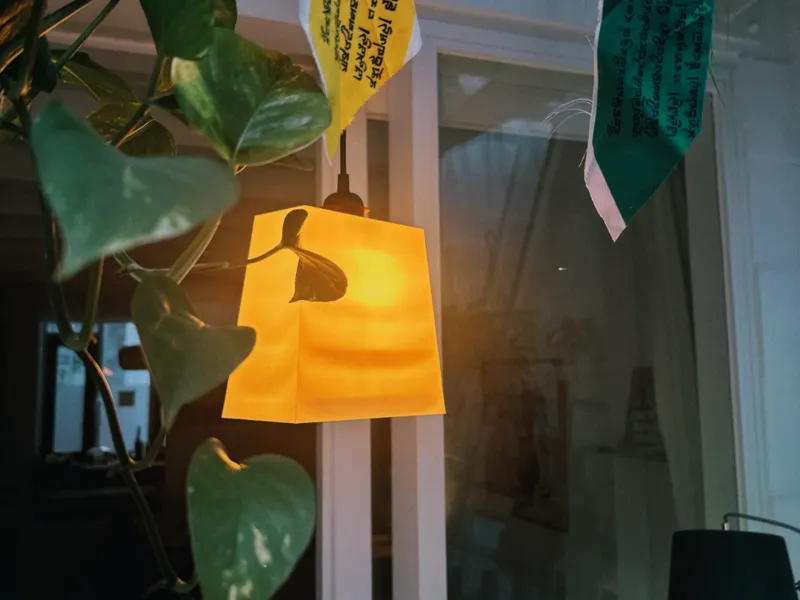 Minimalist Mid Century Lamp 2