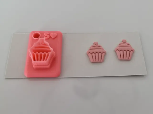 Polymer Clay Earring Cutter – Heart Top Cupcake
