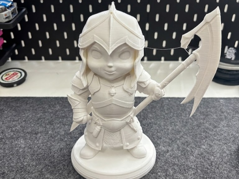 Cute Chibi Warrior Smile: Shielded Mini Battle 