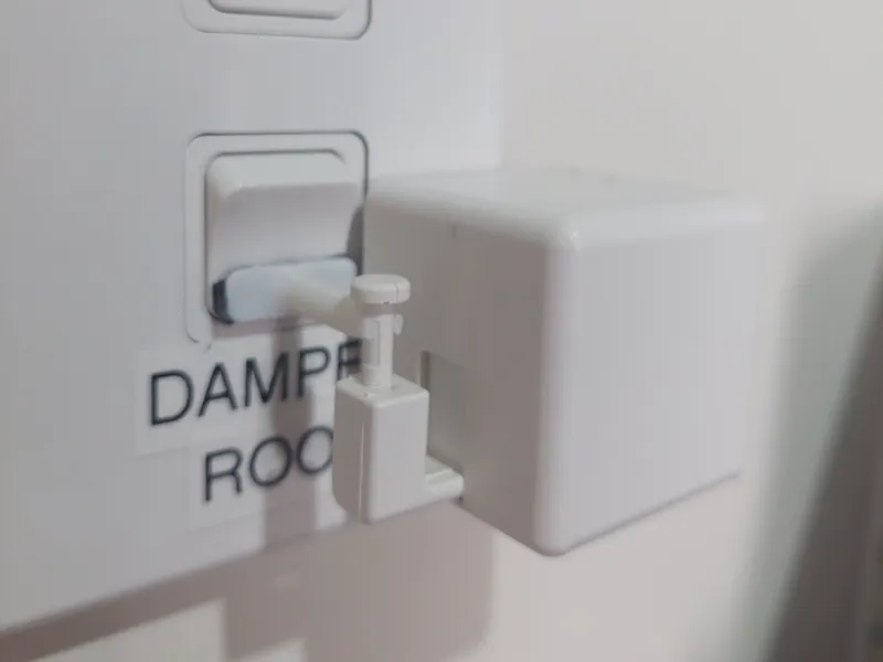 Fingerbot - AU/NZ Light Switch Adaptor