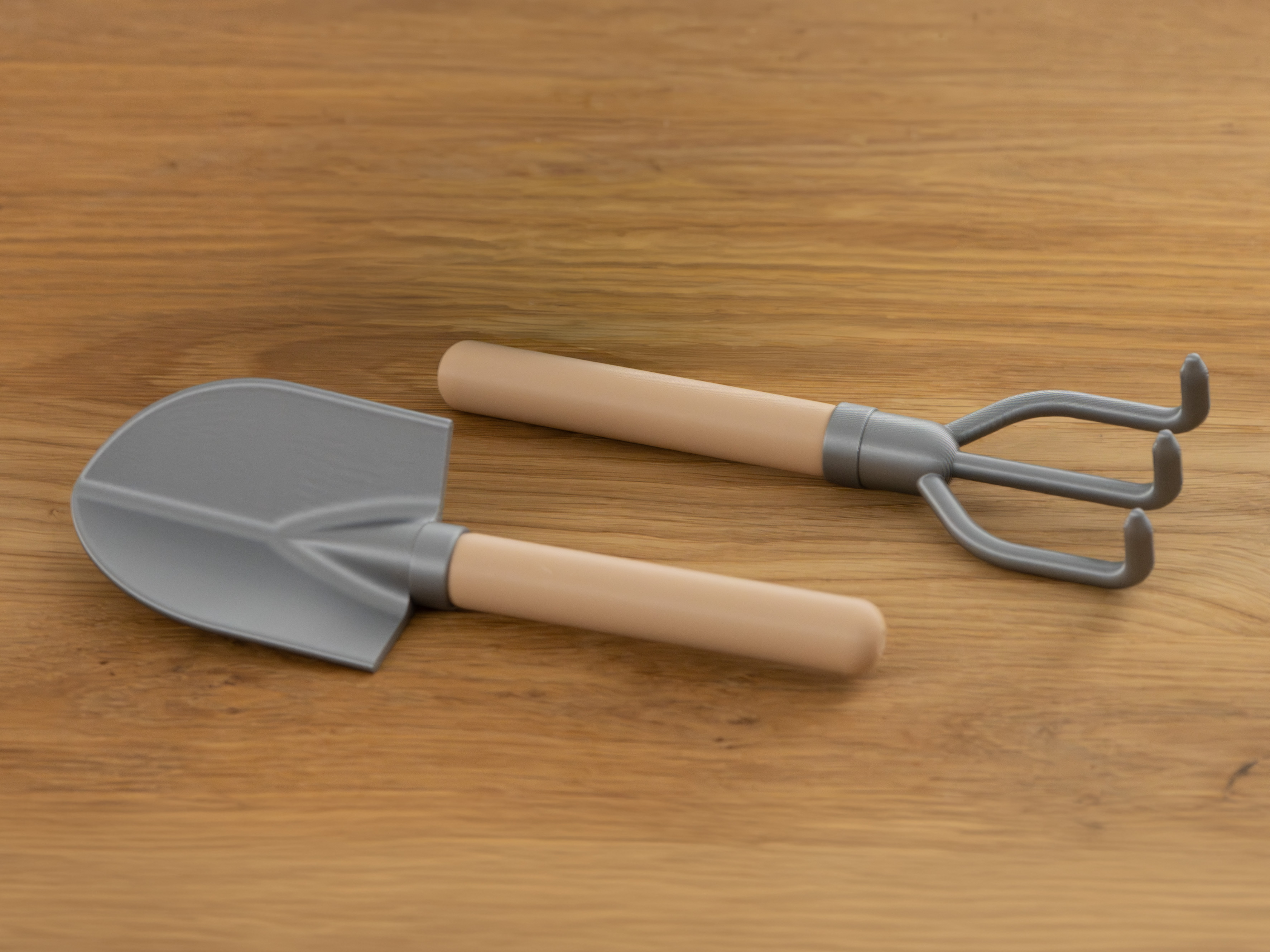 Miniatura 1 do modelo 3D Mini Garden Tool Set