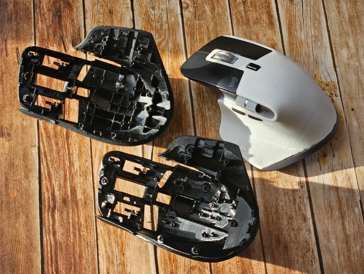Replacement shell for Logitech Mx Master 3 and 3S view 2