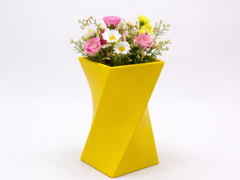 Twist Design Vase fuer Blumen und Style
