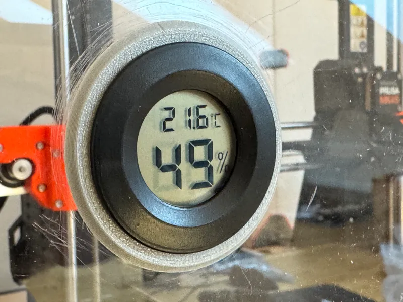 Thermometer/hygrometer ring holder