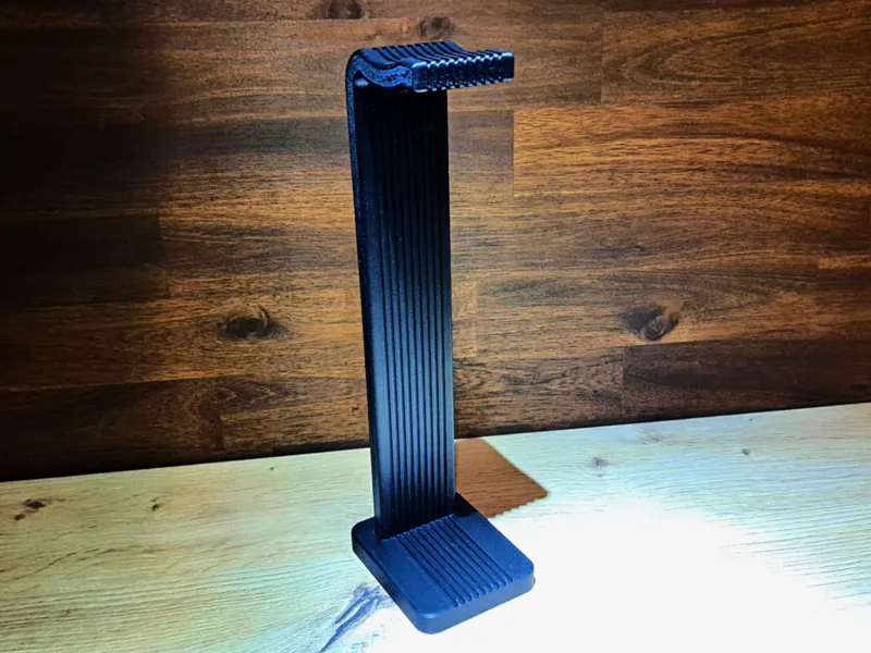 Groove - The Headphone Stand