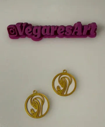 Modelo para impresión 3D: Medalla Virgen Niña — vista de referencia 4
