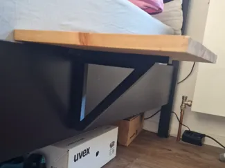 Einfacher Nachtischhalter
