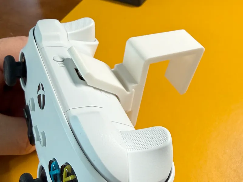 Yet Another Xbox Controller Mount
