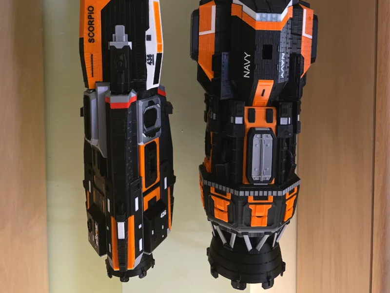 Vertical stand for MCRN Corvette