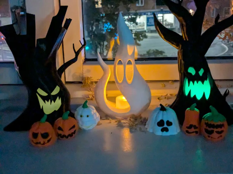 Ghostly Tea Light