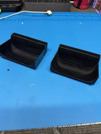 Slightly wider rest with no need for the brass inserts