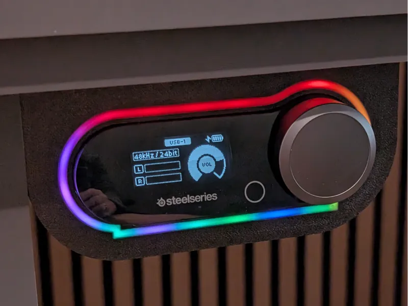 SteelSeries Arctis Nova Pro DAC RGB desk mount