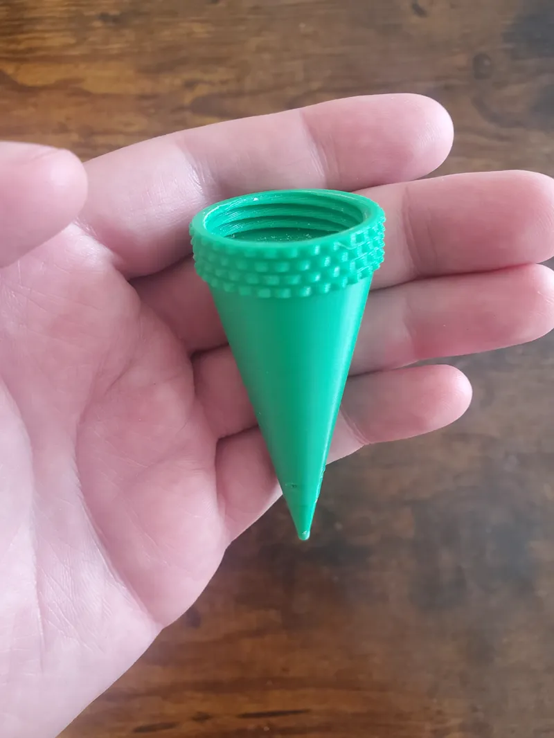 Irrigation Spike (water bottle)