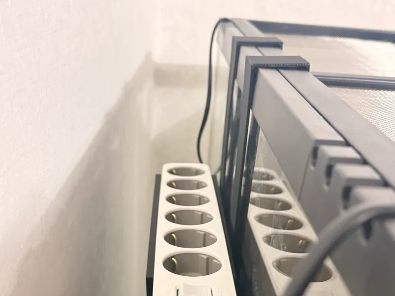 엑소테라 멀티탭 거치대 /EXOTERRA power strip Stand
