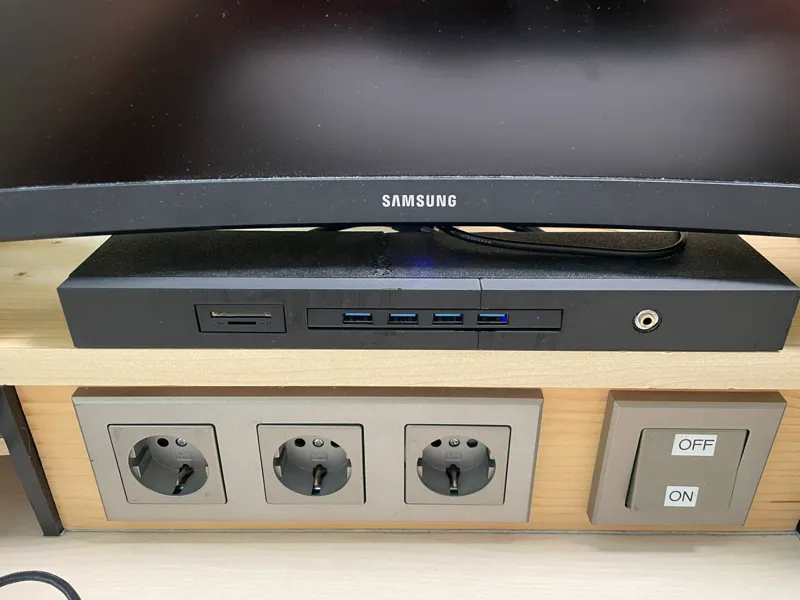 USB und SD-Karten HUB