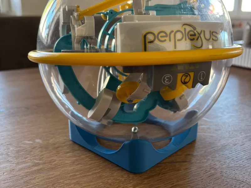 Sockel für Perplexus - Spin Master Game