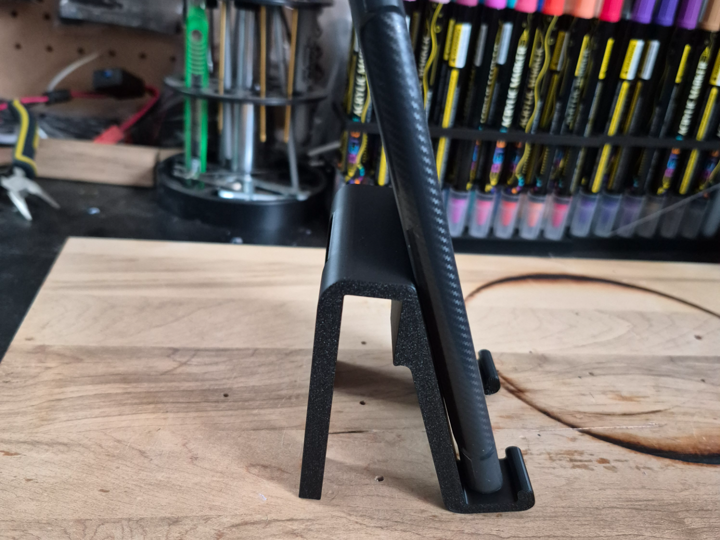 Phone Stand with Hang on Monitor Support