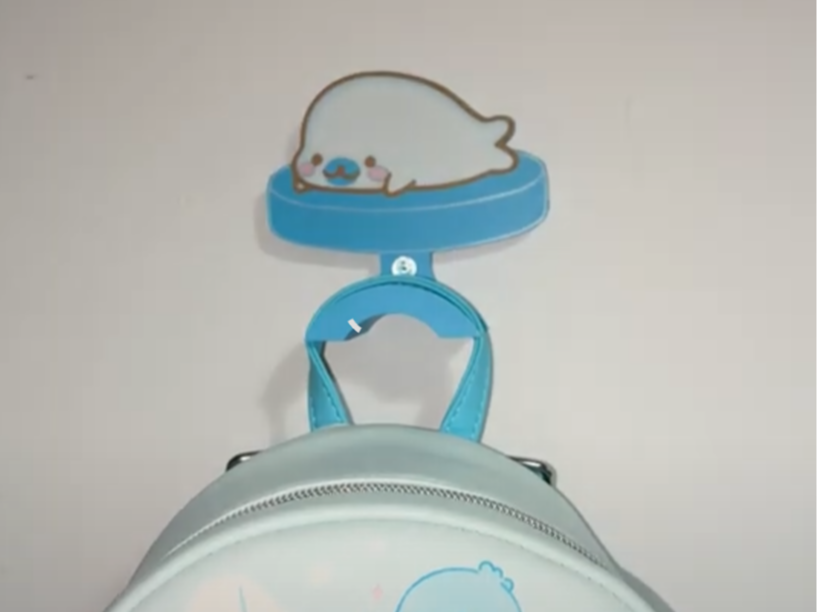 seal loungefly bag holder