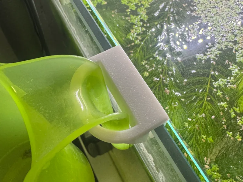 Aquarium Messbecher Halter