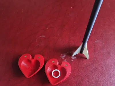 valentine's arrow ring holder