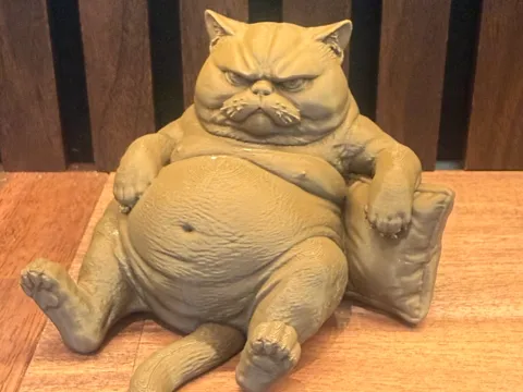 Figura decorativa: Fat And Chunky Grumpy Cat Sculpture — referencia de MakerWorld