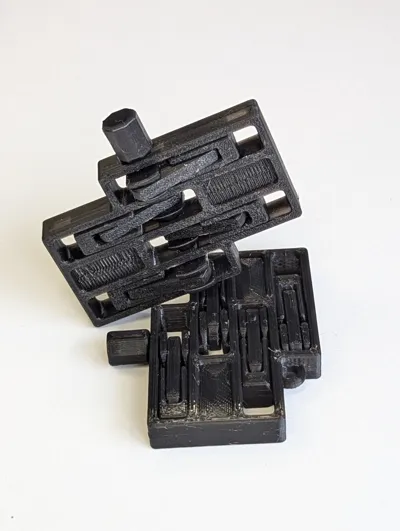 Articulated Boxer Engine Keychain - Free 3D Print Model - MakerWorld