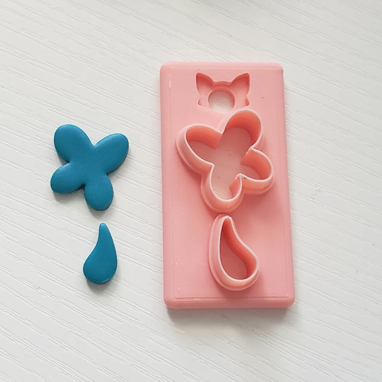 "Olivia" Abstract Polymer Clay Earring Cutter view 2