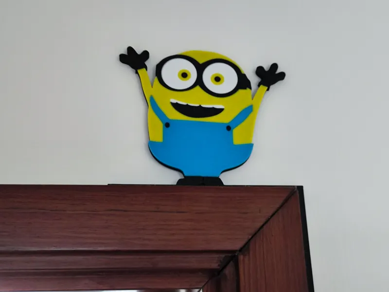 Minions door corner