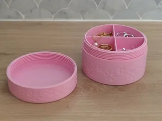 Cute & Compact Travel Jewelry Box