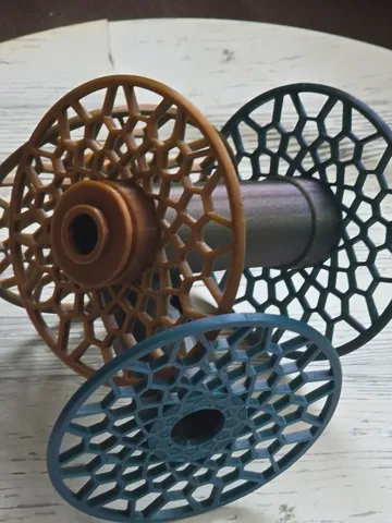 Letrero o emblema decorativo: EEW Fold Fractal Bobbin — vista de referencia 4