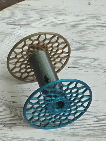 Letrero o emblema decorativo: EEW Fold Fractal Bobbin — vista de referencia 5