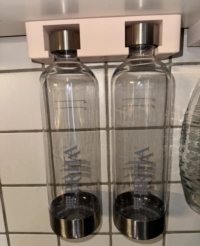Flaschenhalter für Britta PET Flaschen