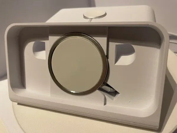 Dock iPhone et Apple Watch (12/13 mini)