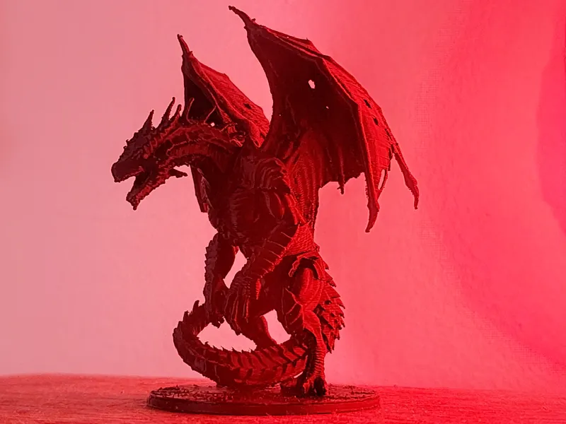Battle-Worn Dragon - Detailed DnD Miniature 