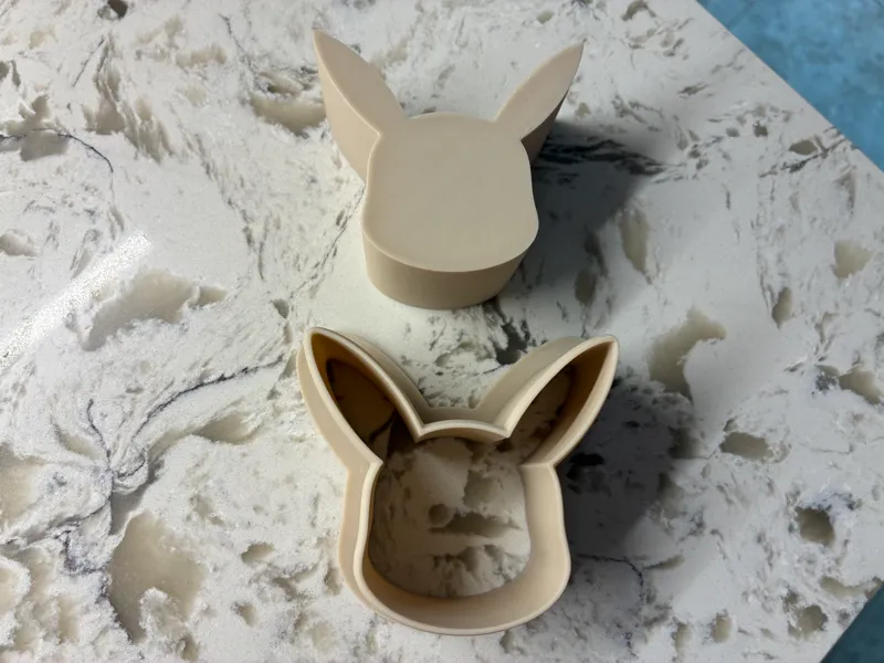 PIKACHU SHAPE Cake Pop Mold/COOKIE CUTTER 