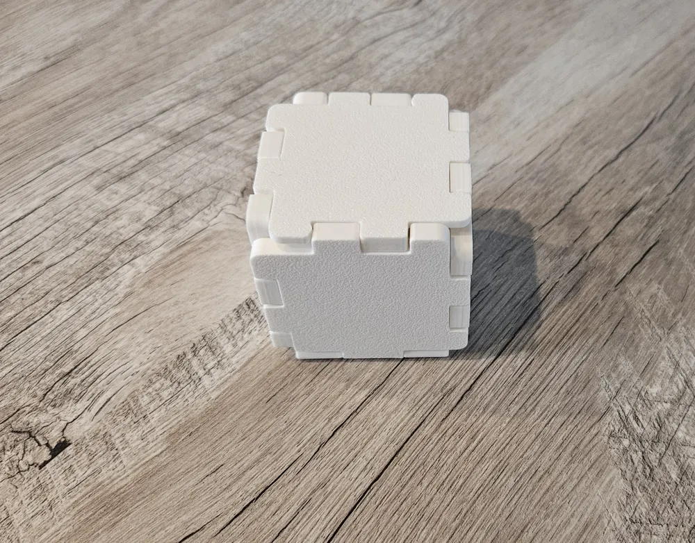 Minecraft Cube with a Surprise - Free 3D Print Model - MakerWorld