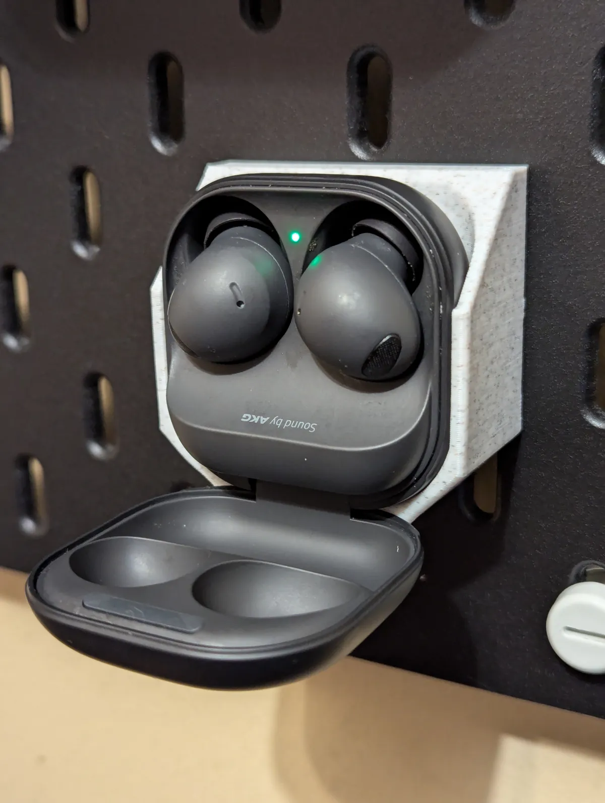 Support Galaxy Buds 2 Pro pour panneau Skadis