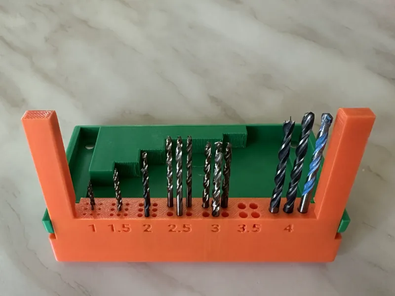Compact Magnetic Bit Holder (Medium)