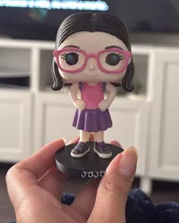 Figurine fille à lunettes style collection — photo 3