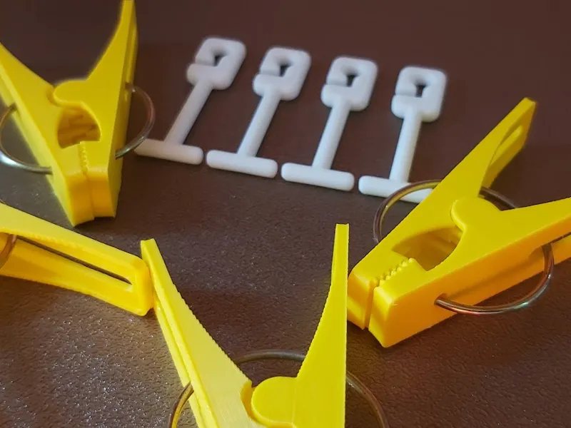 Replacement clothes pegs