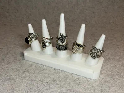 Futuristic modern ring holder
