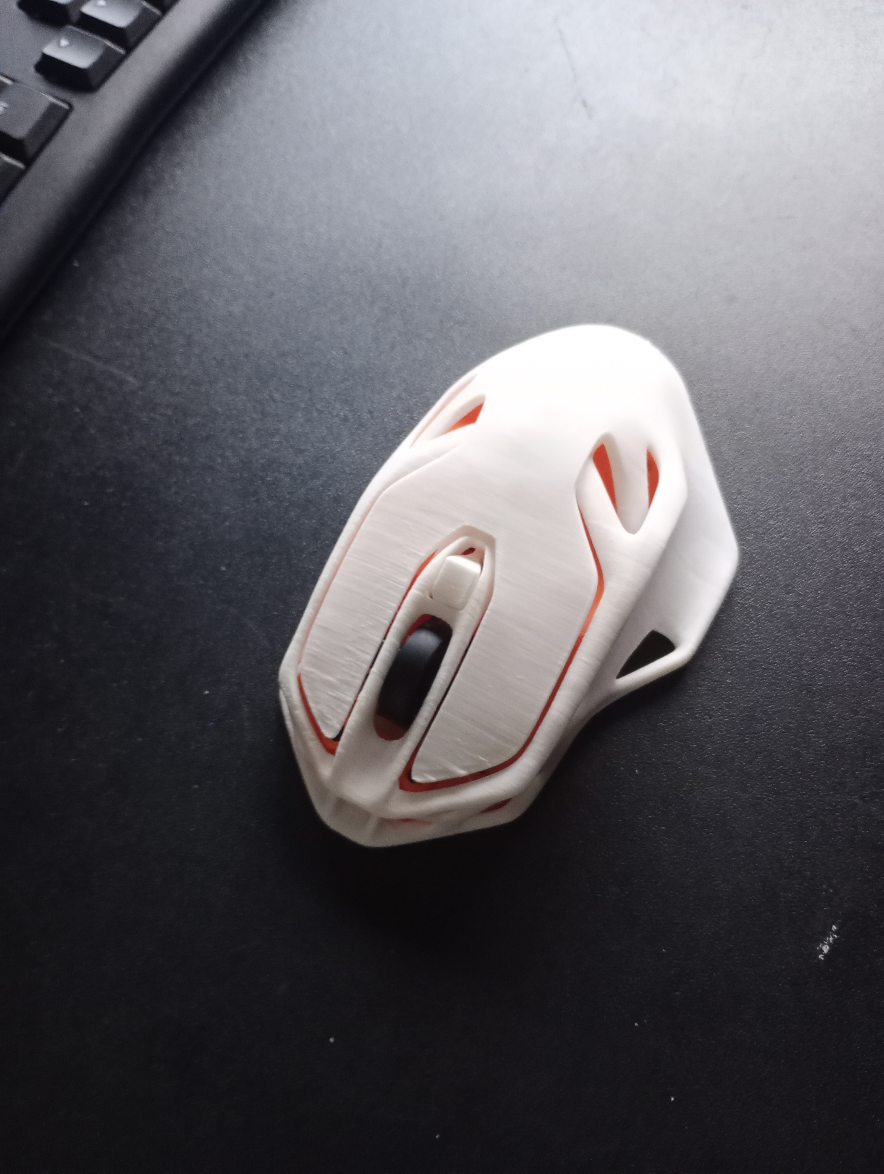 Miniatura 8 do modelo 3D Wireless Mouse 002 - rounded rear