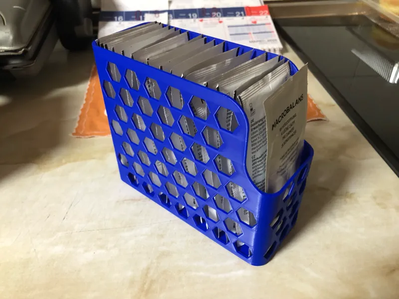 Hexagonal frame / box for Macrobalans